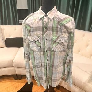 Men’s casual button down shirt - size L